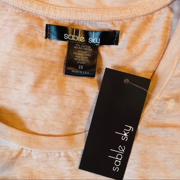 SABLE SKY One Race The Human Race T’Shirt - Picture 6 of 9